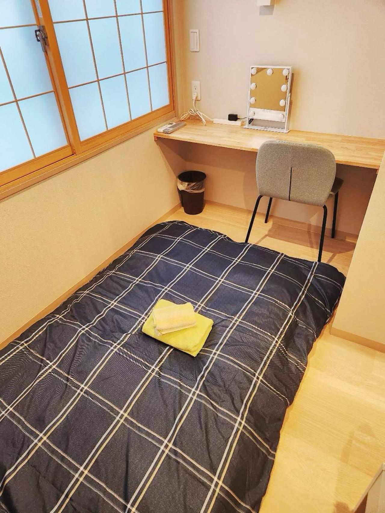 Tamatsukan 玉津館, Kansai Airport 關西空港 57 Mins, Namba 6 Mins, Nihonbashi 4 Mins, Universal Studio 37 Mins, Nara 30 Mins, Walk Jr Tsuruhashi 7 Mins, Early Check In أوساكا المظهر الخارجي الصورة